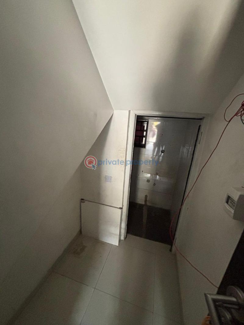 5 bedroom Commercial Property For Rent Ikoyi Lagos - 11