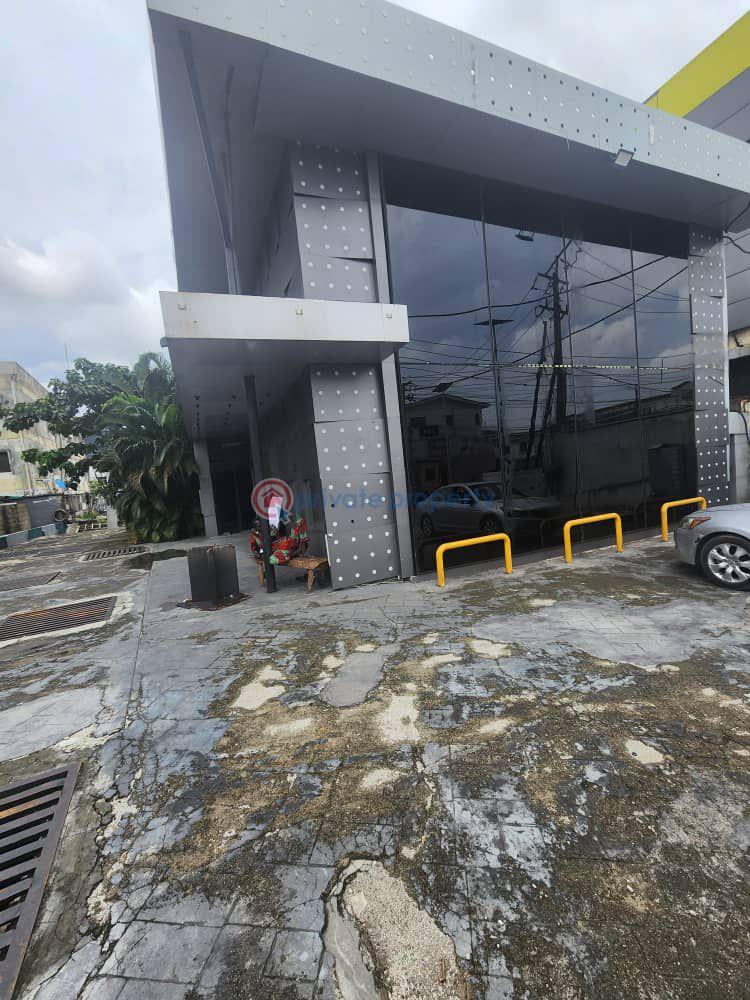 5 bedroom Commercial Property For Rent Ikoyi Lagos - 3