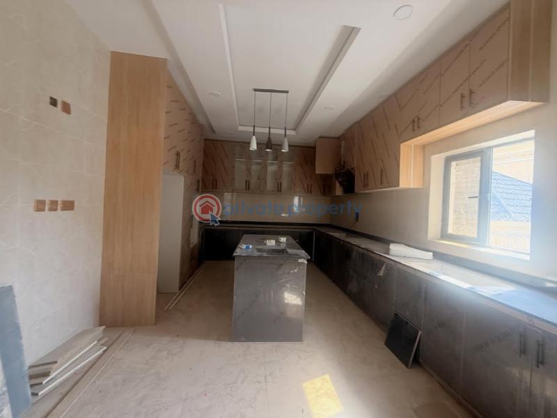 5 bedroom Detached Duplex For Sale Galadimawa Abuja Phase 3  - 3