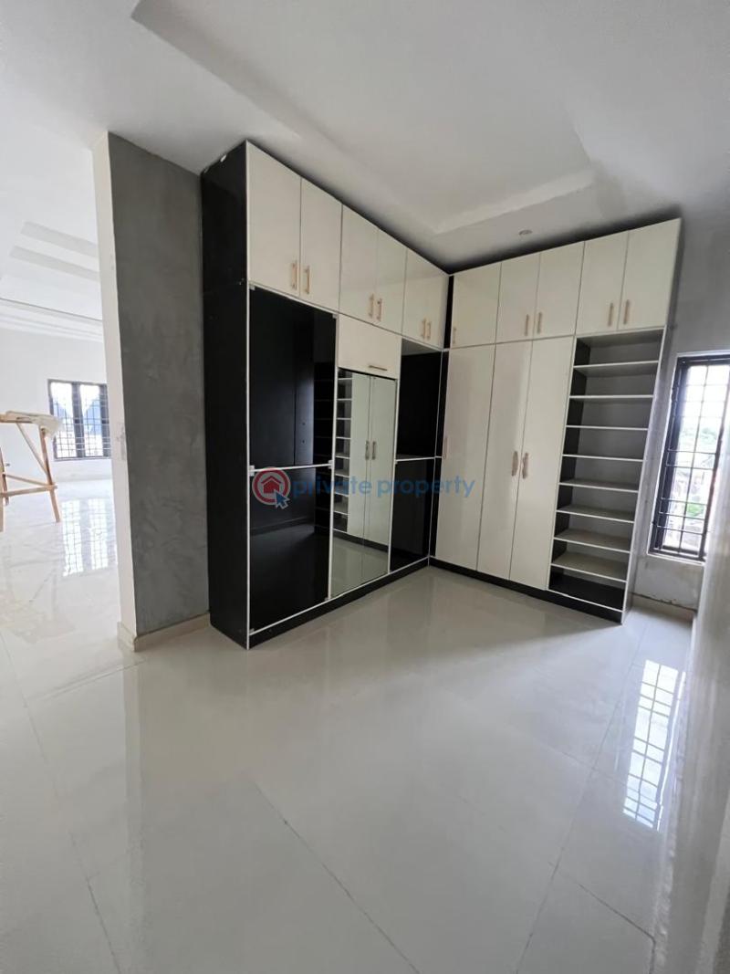 5 bedroom Detached Duplex For Sale Karsana Abuja Phase 3  - 15