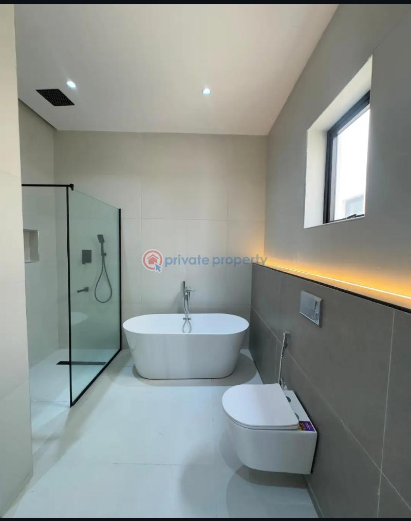 5 bedroom Detached Duplex For Sale Chevron Tollgate Lekki Lagos - 5