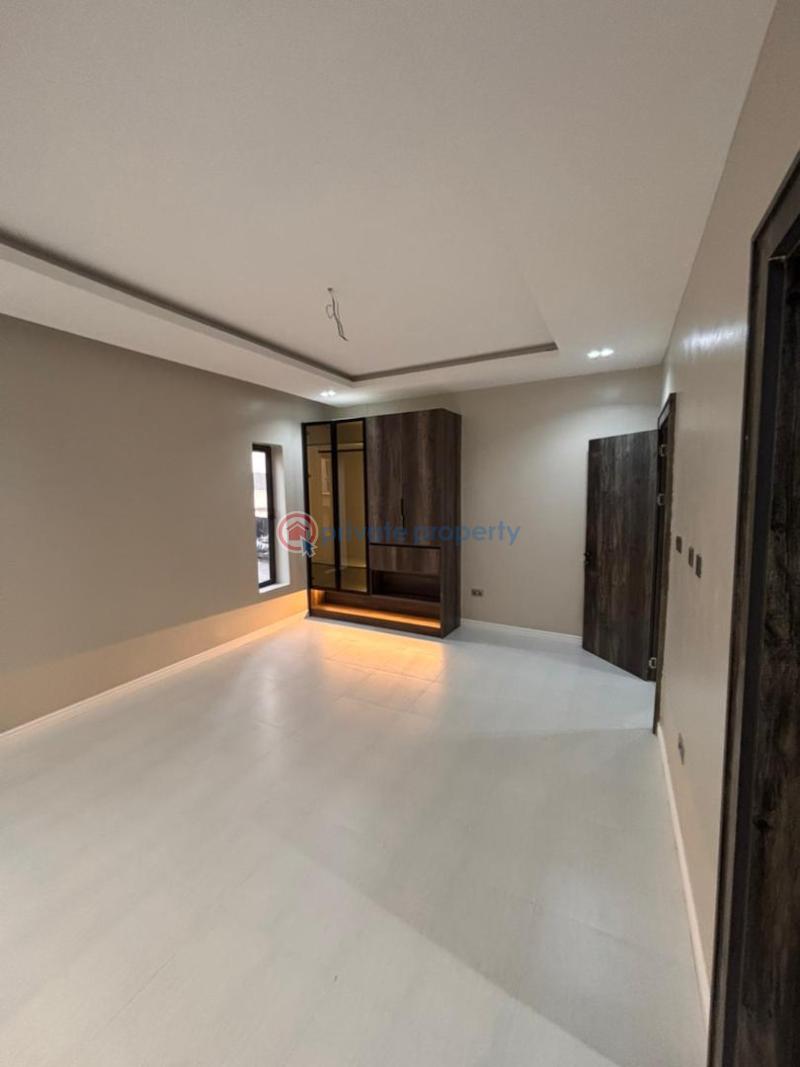 5 bedroom Terraced Duplex For Rent Guzape Abuja Phase 1  - 18