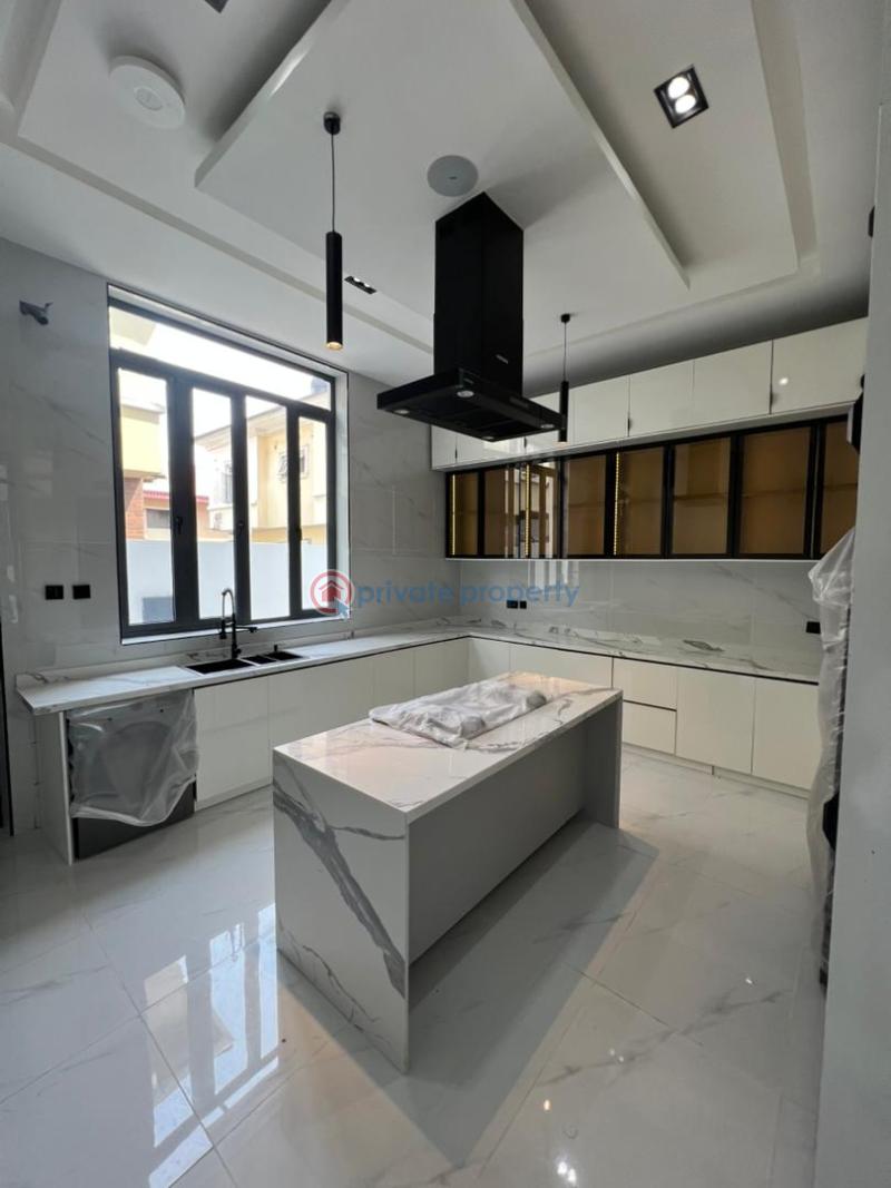 5 bedroom Detached Duplex For Sale Chevron Chevy Lekki Phase 2 Lagos - 21
