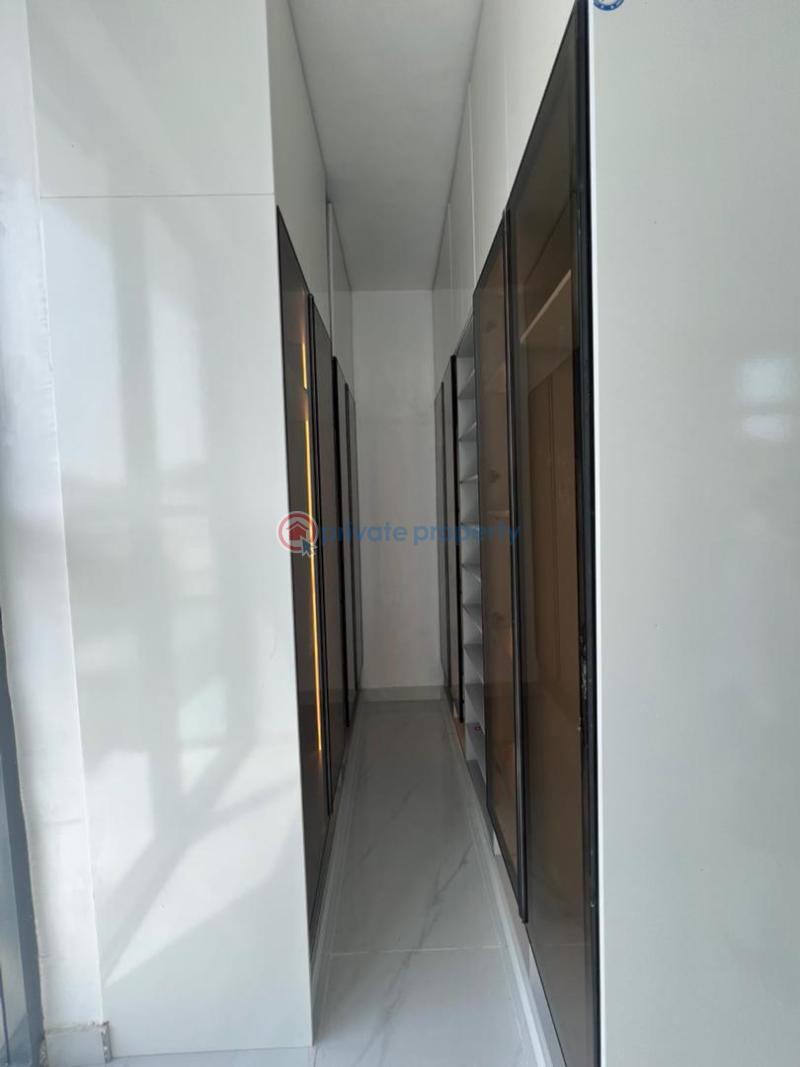 5 bedroom Detached Duplex For Sale Chevron Chevy Lekki Phase 2 Lagos - 13