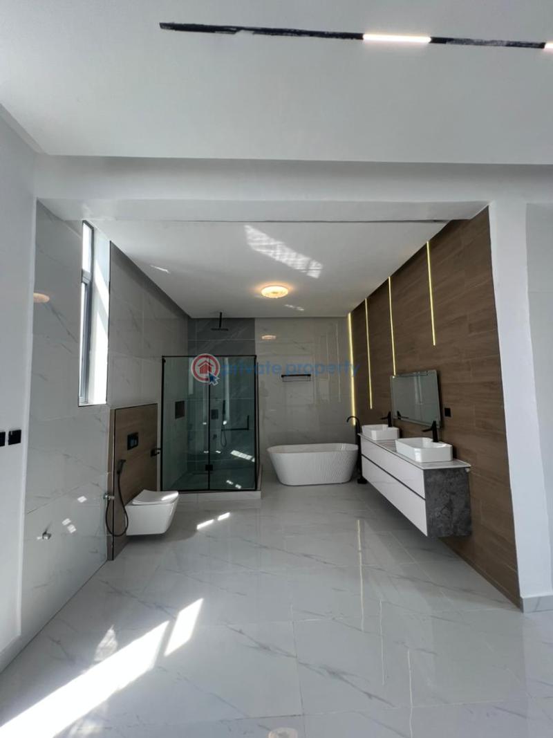 5 bedroom Detached Duplex For Sale Chevron Chevy Lekki Phase 2 Lagos - 14