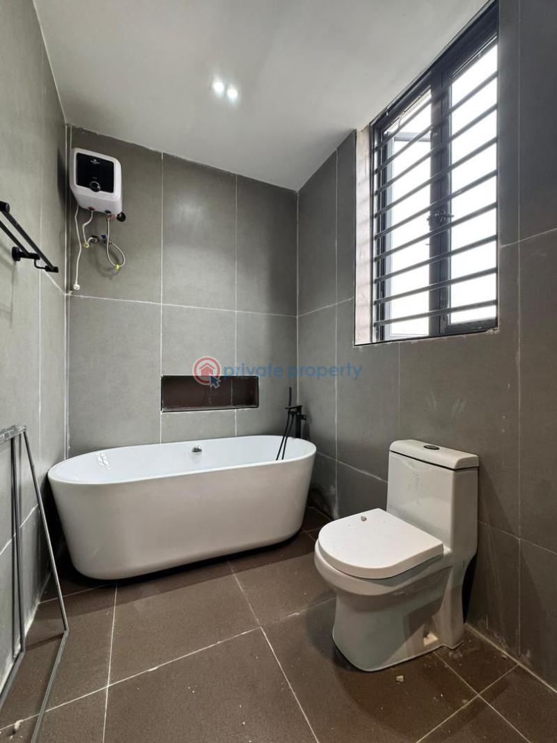 5 bedroom Detached Duplex For Sale In An Estate Lekki Phase 1 Lagos - 7