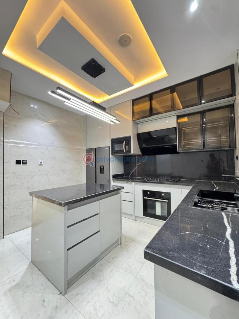 5 bedroom Detached Duplex For Sale In An Estate Lekki Phase 1 Lagos - 6