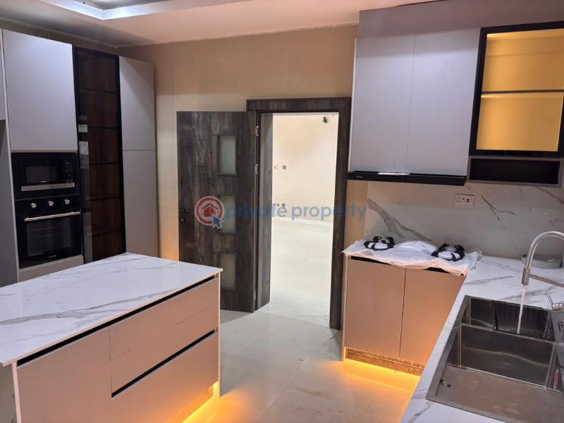 5 bedroom Terraced Duplex For Rent Guzape Abuja Phase 1  - 2