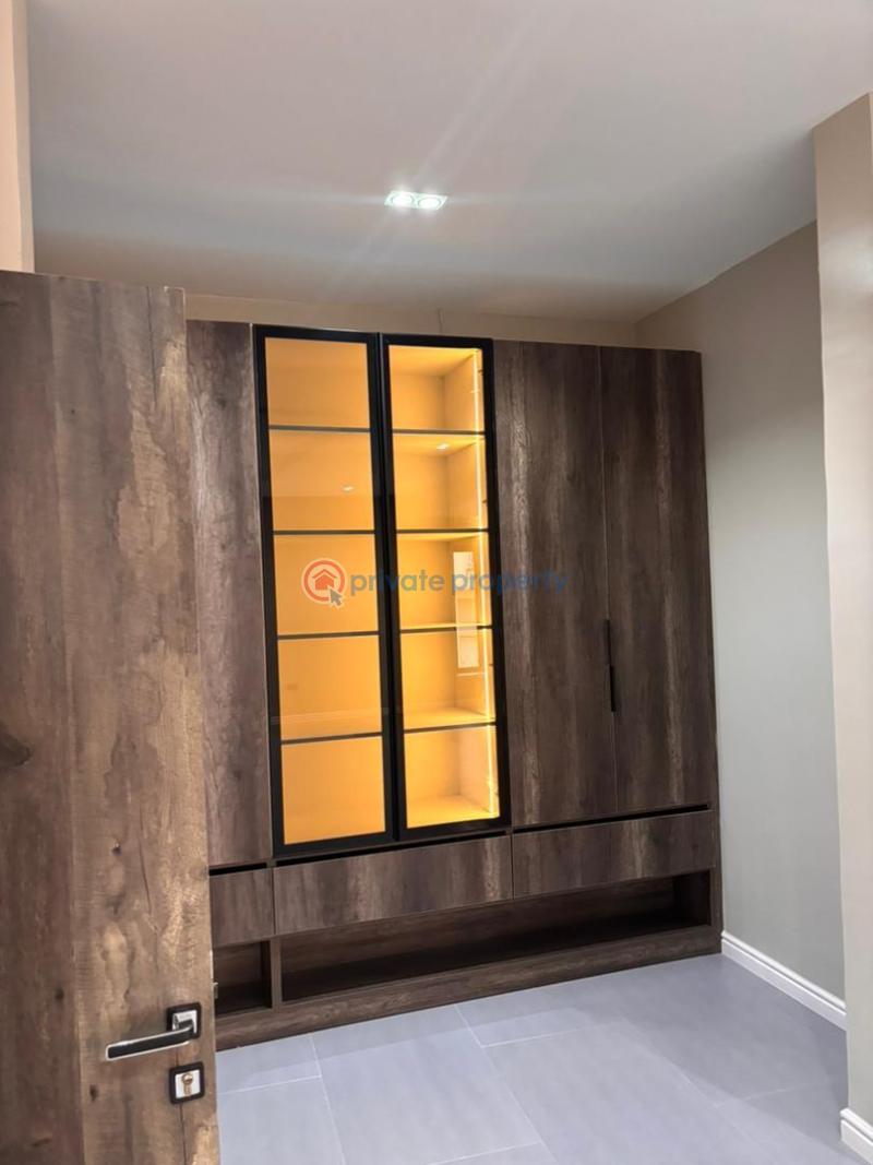 5 bedroom Terraced Duplex For Rent Guzape Abuja Phase 1  - 12