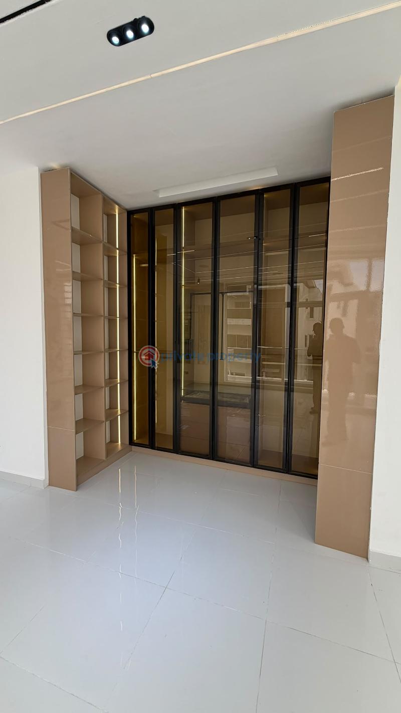 5 bedroom Detached Duplex For Sale Chevron Lekki Lagos - 11