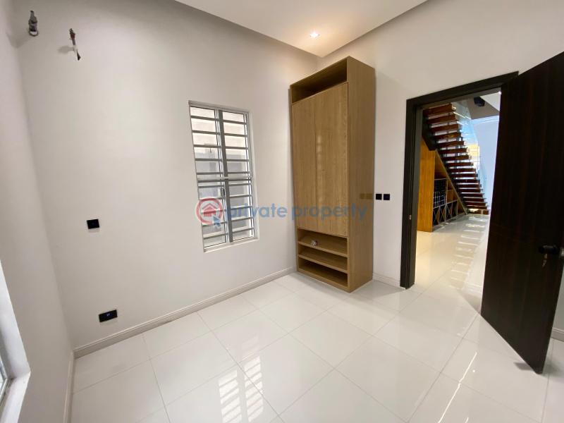 Flat & Apartment For Sale Freedom Way Lekki Phase 1 Lagos - 25