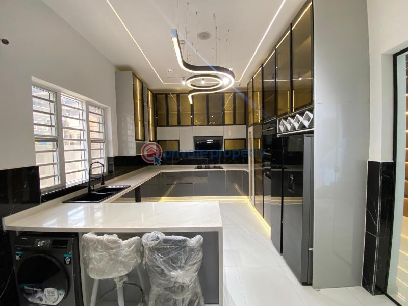 Flat & Apartment For Sale Freedom Way Lekki Phase 1 Lagos - 8