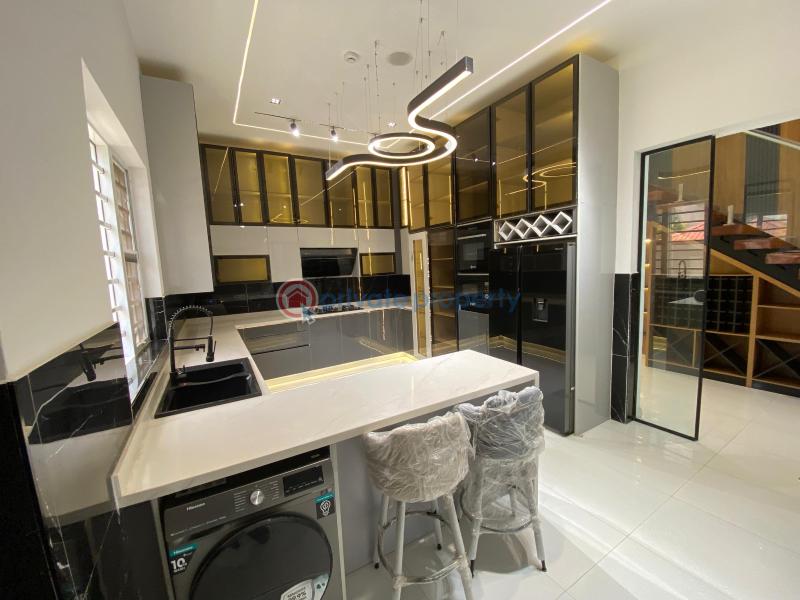 Flat & Apartment For Sale Freedom Way Lekki Phase 1 Lagos - 2