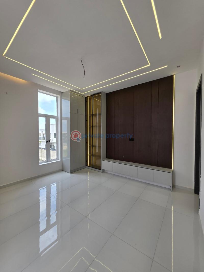 5 bedroom Detached Duplex For Sale Beach Resort Estate Osapa London Lekki Lagos - 3
