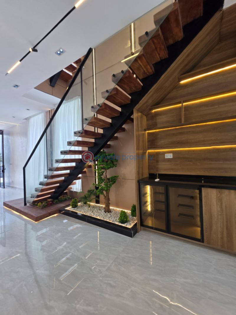 5 bedroom Detached Duplex For Sale Beach Resort Estate Osapa London Lekki Lagos - 4