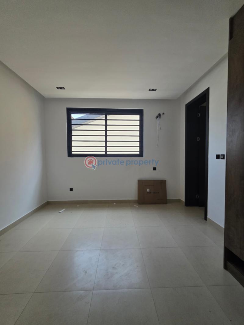 5 bedroom Detached Duplex For Sale U3 Estate Lekki Phase 1 Lagos - 6