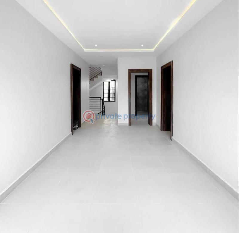 5 bedroom Detached Duplex For Sale Jahi Abuja Phase 2  - 1