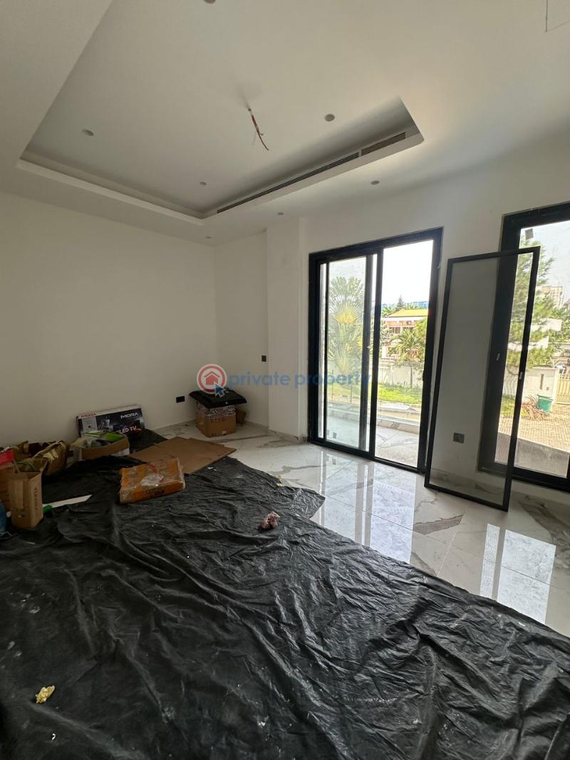 5 bedroom Detached Duplex For Sale Banana Island Ikoyi Lagos - 13