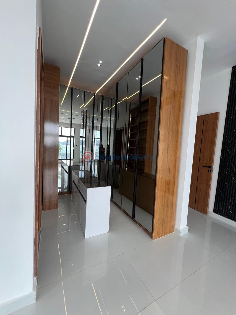 5 bedroom Detached Duplex For Sale By The 2nd Tollgate Chevron Drive Lekki Lagos - 9