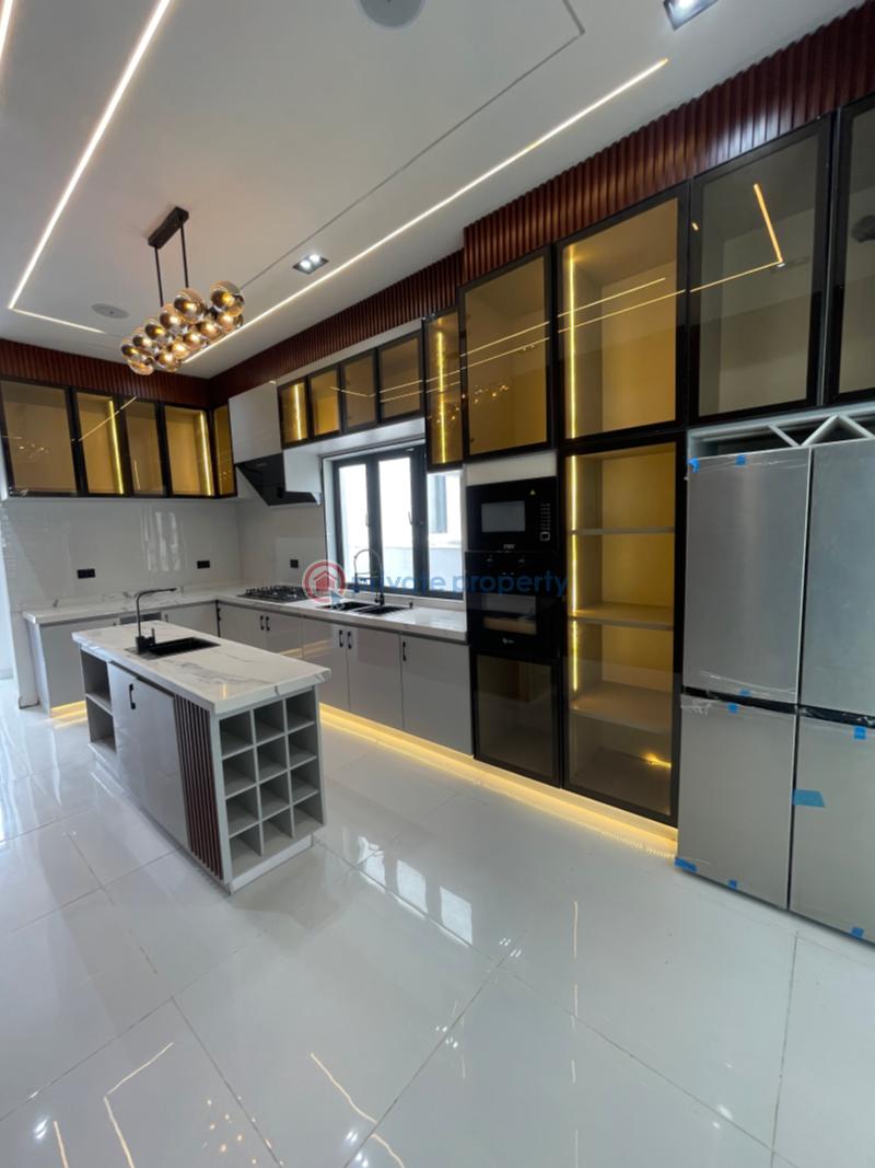 5 bedroom Detached Duplex For Sale Ikota Lekki Lagos - 4