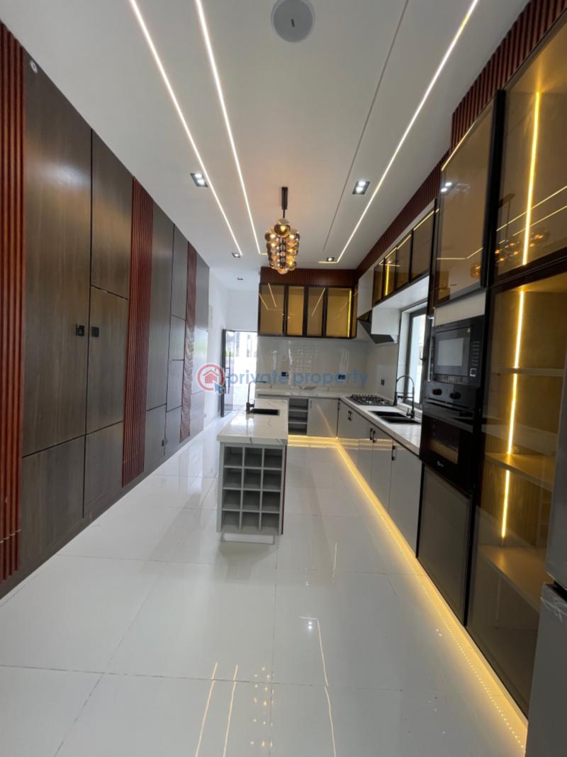 5 bedroom Detached Duplex For Sale Ikota Lekki Lagos - 3