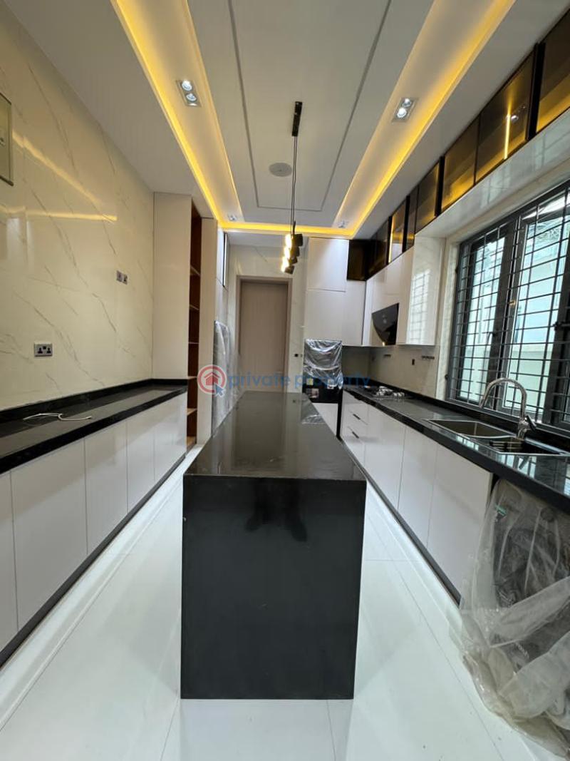 5 bedroom Detached Duplex For Sale Lekki Phase 1 Lagos - 4