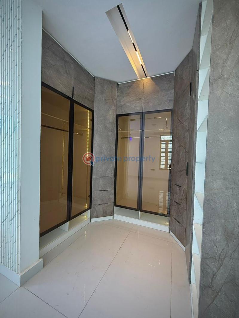 5 bedroom Detached Duplex For Sale Off Admiralty Way Lekki Phase 1, Lagos Lekki Phase 1 Lagos - 6