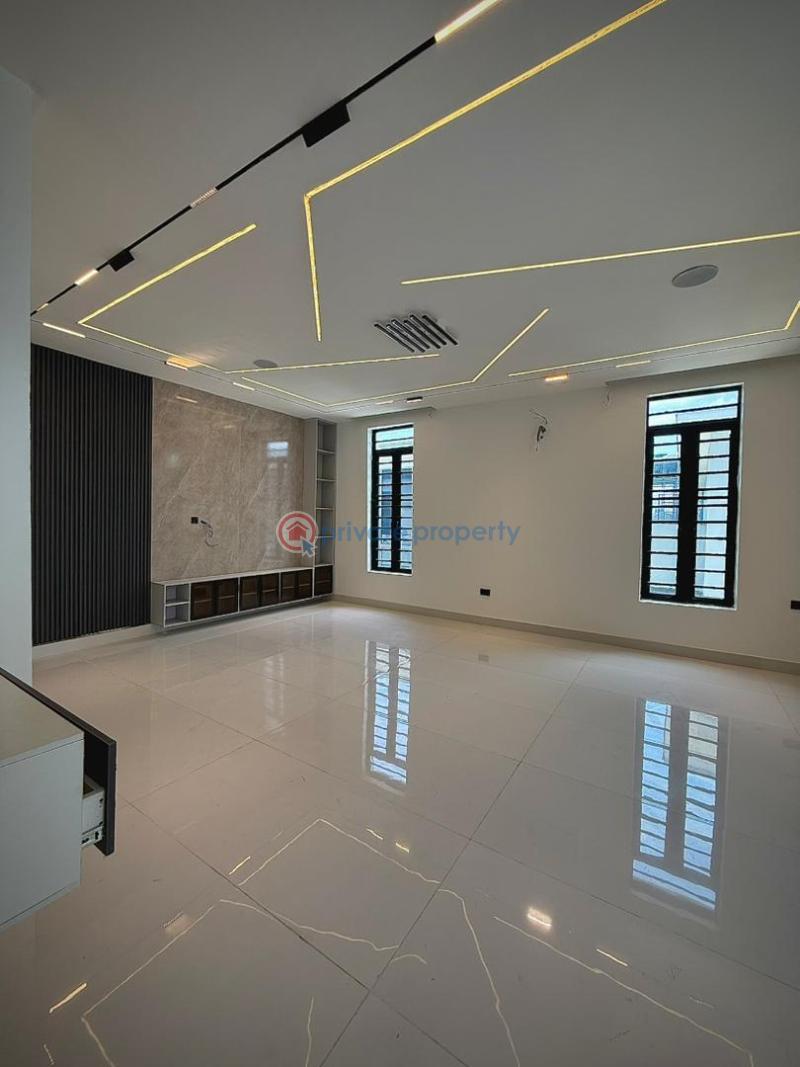 5 bedroom Detached Duplex For Sale Off Admiralty Way Lekki Phase 1, Lagos Lekki Phase 1 Lagos - 11