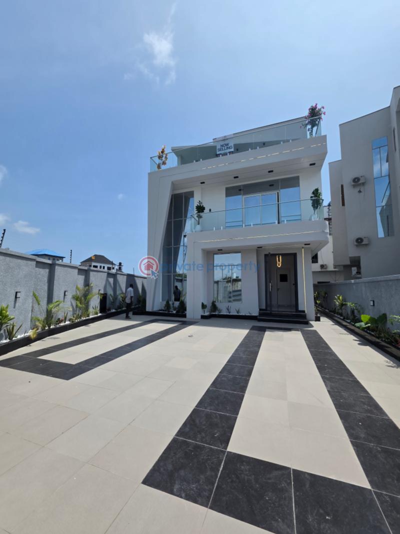 5 bedroom Detached Duplex For Sale Hampton Lake Chevron Drive Lekki Lagos - 0