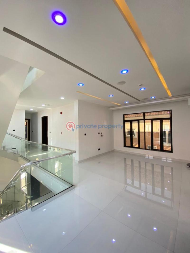 5 bedroom Detached Duplex For Sale Off Admiralty Way Lekki Phase 1 Lagos - 18