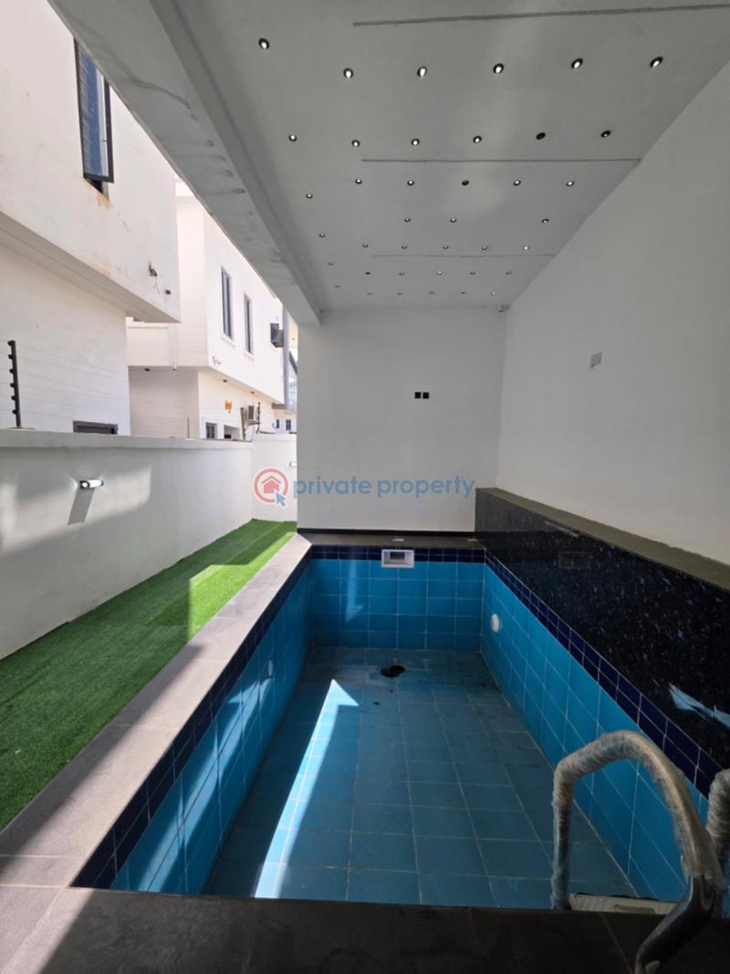 5 bedroom Detached Duplex For Sale Chevron Drive Lekki Lagos - 4
