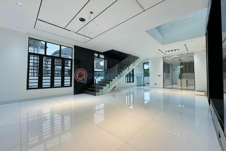 Luxury 5 bedroom detached duplex with swimming pool and bq - 2 5 bedroom Detached Duplex For Sale Oral Estate Lekki Lagos - 2