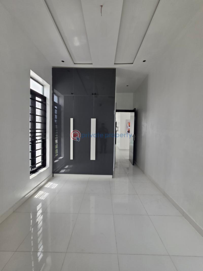 5 bedroom Detached Duplex For Sale Royal Pine Estate Orchid Hotel Road Chevron Drive Lekki Lagos - 3