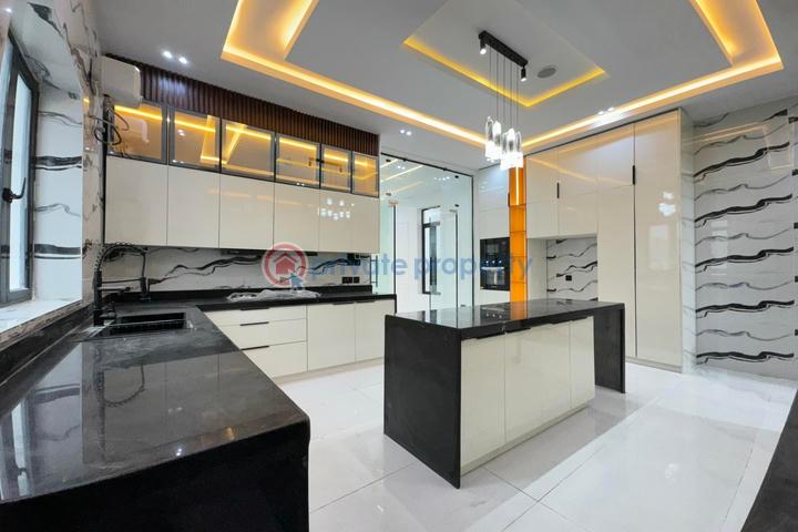 Luxury 5 bedroom detached duplex with swimming pool and bq - 4 5 bedroom Duplex For Sale Ajah Lagos - 4