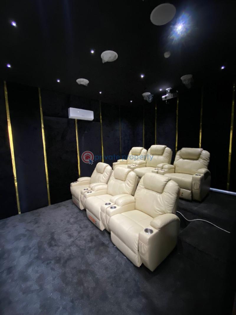 5 bedroom Detached Duplex For Sale Off Admiralty Way Lekki Phase 1 Lagos - 19