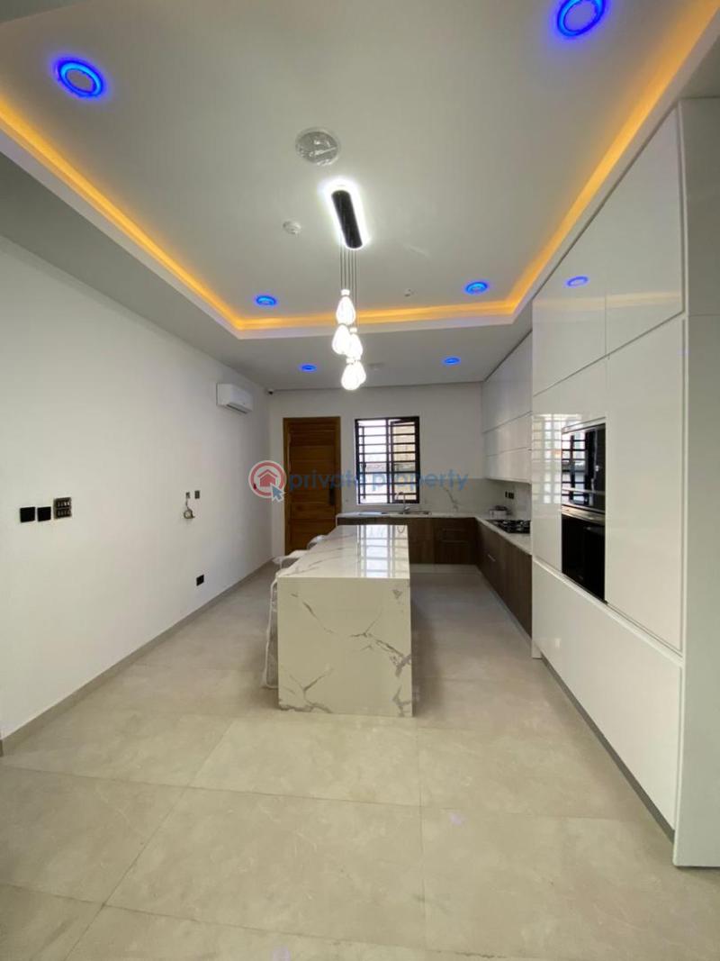 5 bedroom Detached Duplex For Sale Off Admiralty Way Lekki Phase 1 Lagos - 9