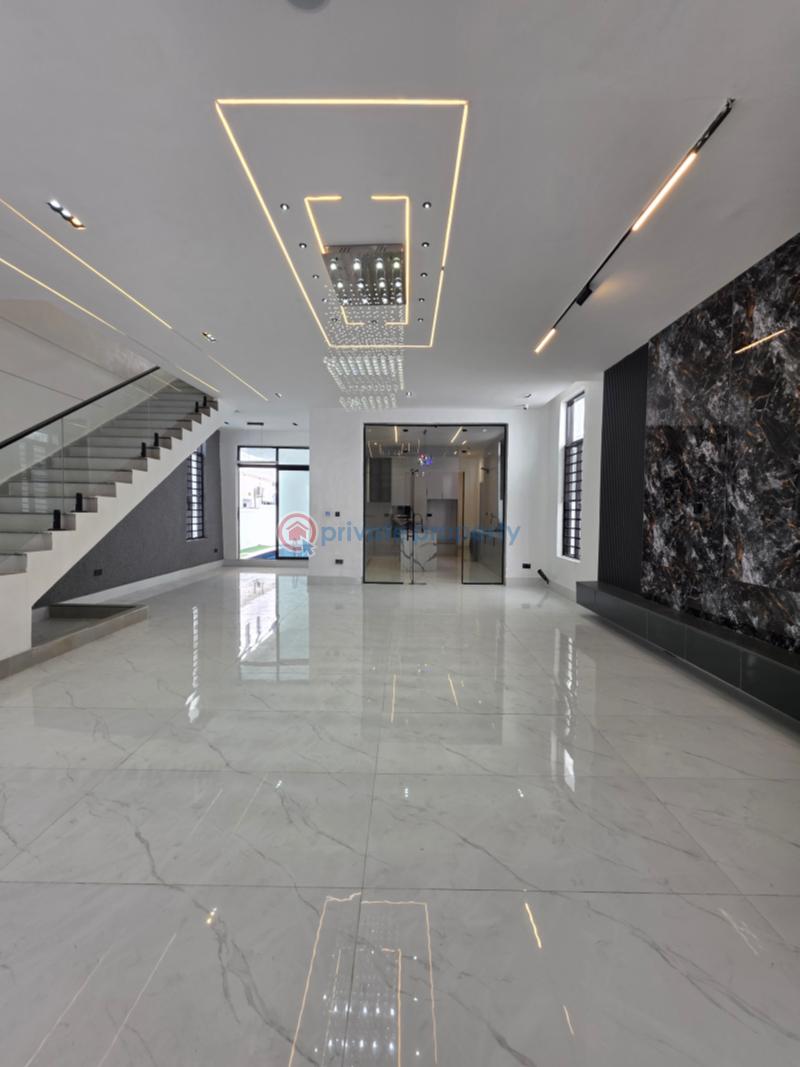 5 bedroom Detached Duplex For Sale Chevron Drive Lekki Lagos - 1