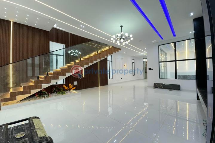 Luxury 5 bedroom detached duplex with swimming pool and bq - 1 5 bedroom Duplex For Sale Ajah Lagos - 1