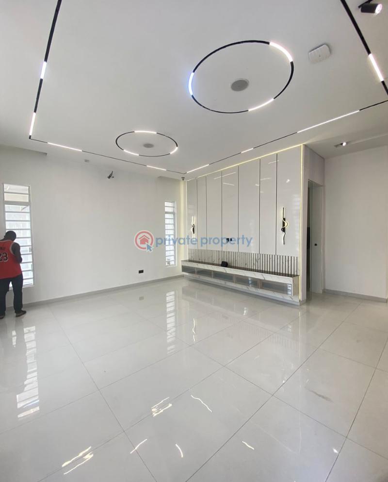 5 bedroom Detached Duplex For Sale Chevron Drive Lekki Lagos - 2