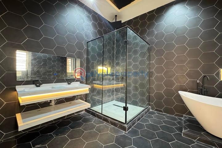 5 bedroom Detached Duplex For Sale Lekki Phase 1 Lagos - 34