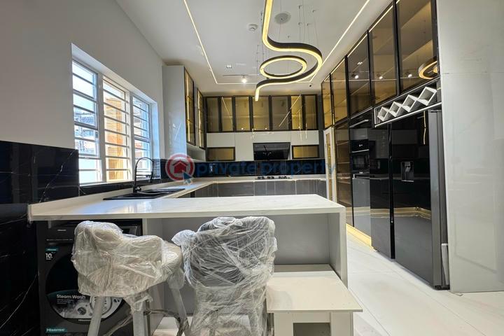 5 bedroom Detached Duplex For Sale Lekki Phase 1 Lagos - 9