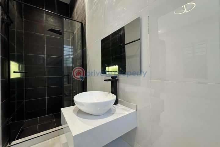 5 bedroom Detached Duplex For Sale Lekki Phase 1 Lagos - 13