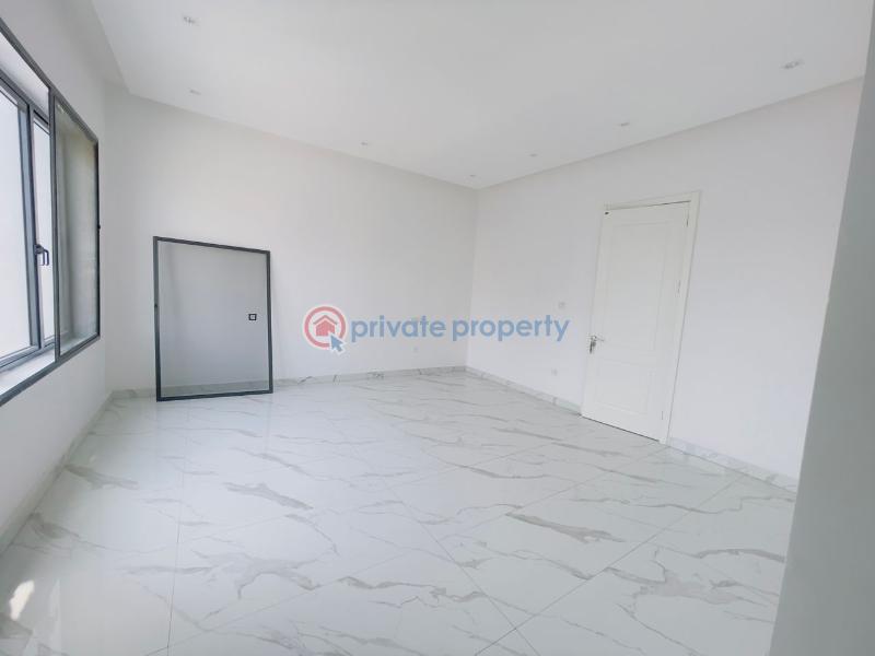 Luxury 5 bedroom detached house with pool - 12 5 bedroom Detached Duplex For Sale Lekki Phase 1 Lagos - 12
