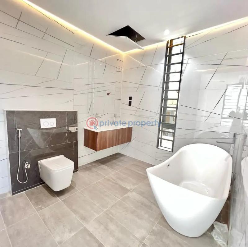5 bedroom House For Sale Osapa, Lekki Lagos - 3