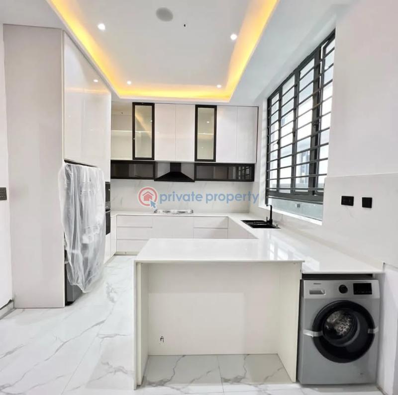 5 bedroom House For Sale Osapa, Lekki Lagos - 6