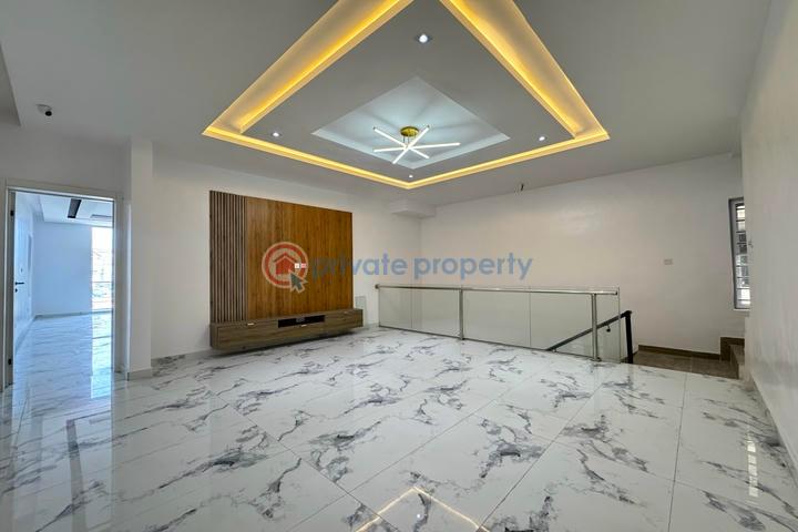 5 bedroom Detached Duplex For Sale Chevron Drive Lekki Lagos - 9