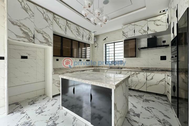 Luxury 5 bedroom detached house with swimming pool and bq - 5 5 bedroom Detached Duplex For Sale Ajah Lagos - 5