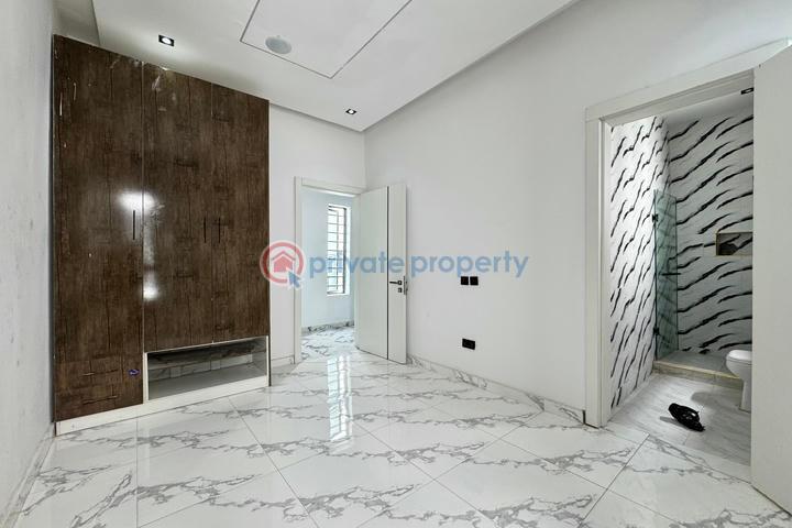 Luxury 5 bedroom detached house with swimming pool and bq - 9 5 bedroom Detached Duplex For Sale Ajah Lagos - 9