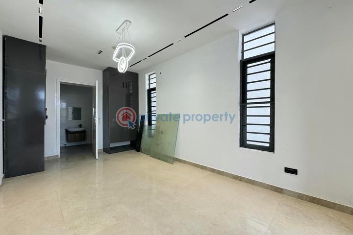 Luxury 5 bedroom detached house with swimming pool, cinema and bq - 9 5 bedroom Detached Duplex For Sale Megamound Estate Ikota Lekki Lagos - 9