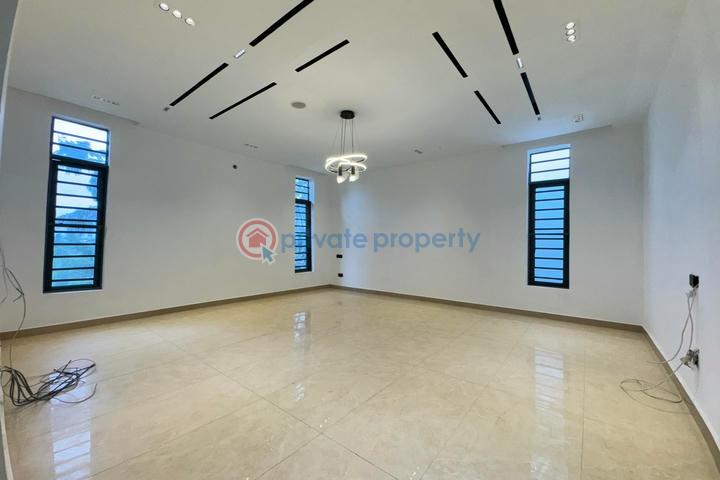 Luxury 5 bedroom detached house with swimming pool, cinema and bq - 19 5 bedroom Detached Duplex For Sale Megamound Estate Ikota Lekki Lagos - 19